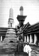 คาร์ล เดอห์ริง ในวัดพระเชตุพนฯ
