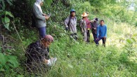 โครงการจอมป่ากับป่าชุมชนตำบลแก่นมะกรูด ตำบลแก่นมะกรูด อำเภอบ้านไร่ จังหวัดอุทัยธานี ตั้งอยู่ประชิดเขตรักษาพันธุ์สัตว์ป่าห้วยขาแข้ง แบ่งเป็น ๔ หมู่บ้าน คือ...