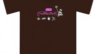 หารายได้เพื่อนช่วยเพื่อน ฟื้นฟูบ้านพิพิธภัณฑ์ น้ำท่วมอย่างหนัก ซื้อเสื้อในราคา 180 บาท รายได้มอบให้บ้านพิพิธภัณฑ์ สั่งจองได้ที่ ร้านริมขอบฟ้า 026223510-1 มีจำนวนจำกัด (สั่งก่อนวันที่ 25 ธ.ค.54 สามารถเลือกขนาดเสื้อได้) มีสองสี น้ำตาลและสีเทา เสื้อจะได้รับประมาณ 5 ม.ค.2554 การจองเสื้อ เรารักบ้านพิพิธภัณฑ์ โอนเงินมาที่บัญชีชื่อ นางบังอร ท้วมสม ธนาคารไทยพาณิชย์ บัญชีออมทรัพย์เลขที่ 030262260-5 สาขา ราชดำเนินกลาง เขียน ชื่อนามสกุล จำนวน ในใบโอนเงิน แล้วแฟกซ์มาที่เบอร์ 0-2622-3511 หรืออีเมล์มาที่ rimkobfah@gmail.com อย่าลืม! เบอร์โทร และ Size เสื้อ สีำน้ำตาล สีเทา
