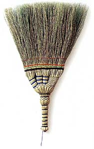 saengjan broom 07