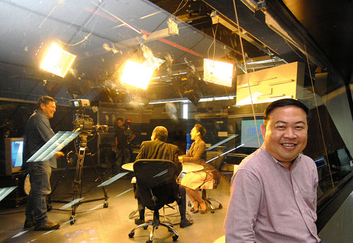 สัมภาษณ์ อดิศักดิ์ ลิมปรุ่งพัฒนกิจ กรรมการผู้อำนวยการ บริษัทเนชั่น บรอดแคสติ้ง คอร์ปอเรชั่น จำกัด (มหาชน)การเมืองไทยกับการเติบโตของเคเบิลทีวีและนิวมีเดีย