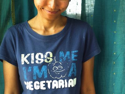 Kiss me, I’m a vegetarian. 2 vegetarian03