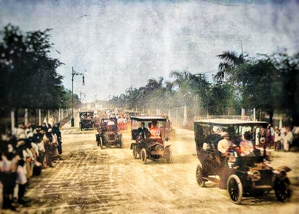 “เสด็จเตี่ย” กรมหลวงชุมพรฯ ตอนที่ ๒๖ - ณ ทุ่งพญาไท 1 car parade recolor adj