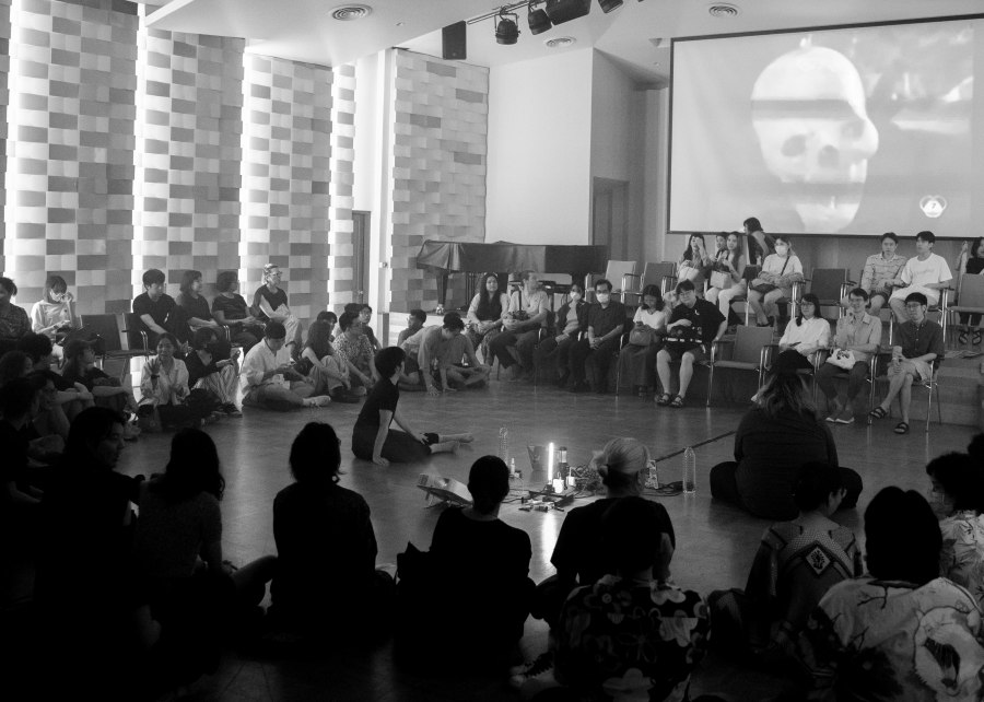 Me, performing : H0M0HAUS – คุยกับมิสโอ๊ตถึงศิลปะเควียร์เธียเตอร์และมุมมองการตั้งคำถามต่ออำนาจนิยม 36 conver9627