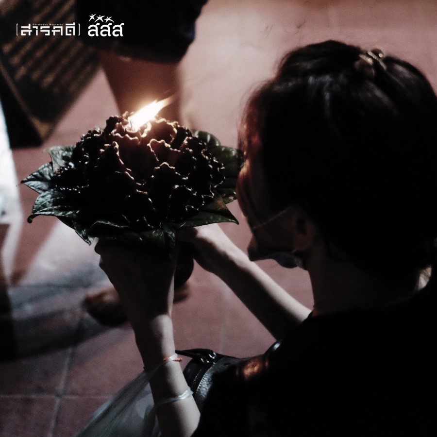 ศรัทธา ชะตา ความสุข 3 คนบูชาราหู เทพแห่งความมัวเมา ความมืดมิด อุกกาบาต สุริยุปราคา จันทรุปราคาเชื่อว่าหากกราบไหว้บูชาก็จะหมดเคราะห์ หรือทำให้บรรเทาได้