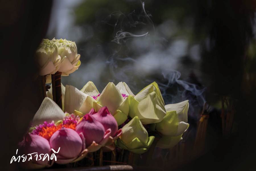 พระพุทธรูปดอกไม้ : ชุบชีวิตใหม่ ดอกไม้พันดวง 2 flowerbuddha02