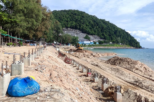 หาดทรายรี มีทรายหรือไม่มีทราย 2 hadsai02