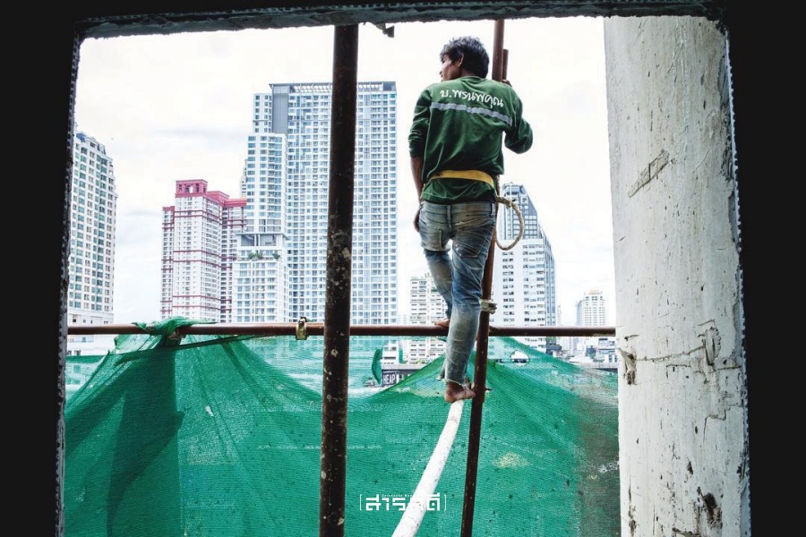 ชีวิตและความฝันหลังม่านสังกะสี 4 labor03