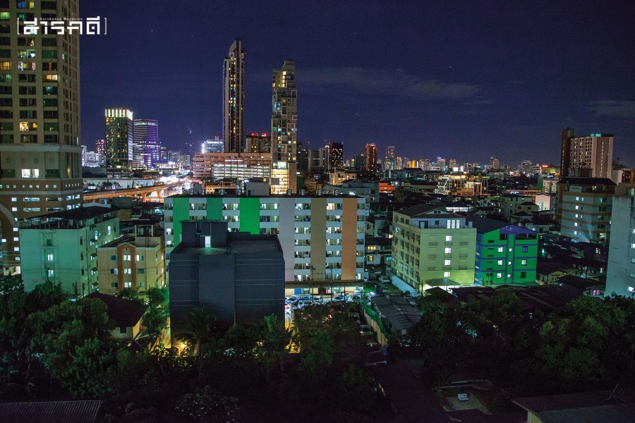 ชีวิตและความฝันหลังม่านสังกะสี 11 labor10