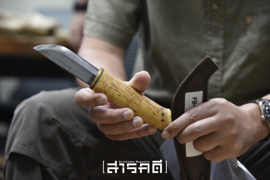 จิตวิญญาณในคมมีดประมูลและจำหน่าย “มีดเดินป่า” ดร.เสกสรรค์ประเสริฐกุลสมทบทุนผู้พิทักษ์ป่า 7 pramoolseksan3 1edit