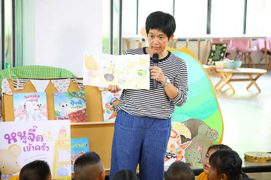 Road Show ส่งต่อความปลอดภัยผ่านหนังสือนิทานภาพด้วยการอ่านนิทาน 1 Road Show ส่งต่อความปลอดภัยผ่านหนังสือนิทานภาพด้วยการอ่านนิทาน