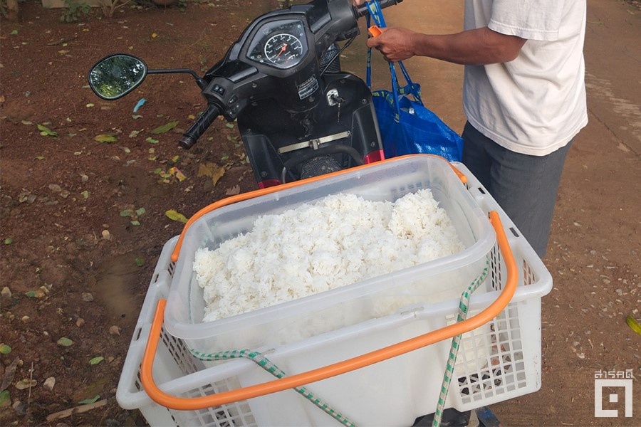 ตักบาตรพลาสติก เมื่อบุญชีวิตสร้างบาปต่อโลก ? 2 takbatr02