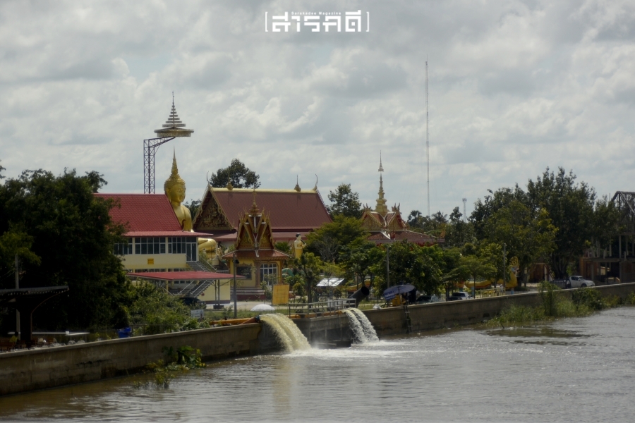 น้ำท่วมอุบลฯ แม่น้ำ (มูล) ผู้คน เขื่อน 3 ubonflood03